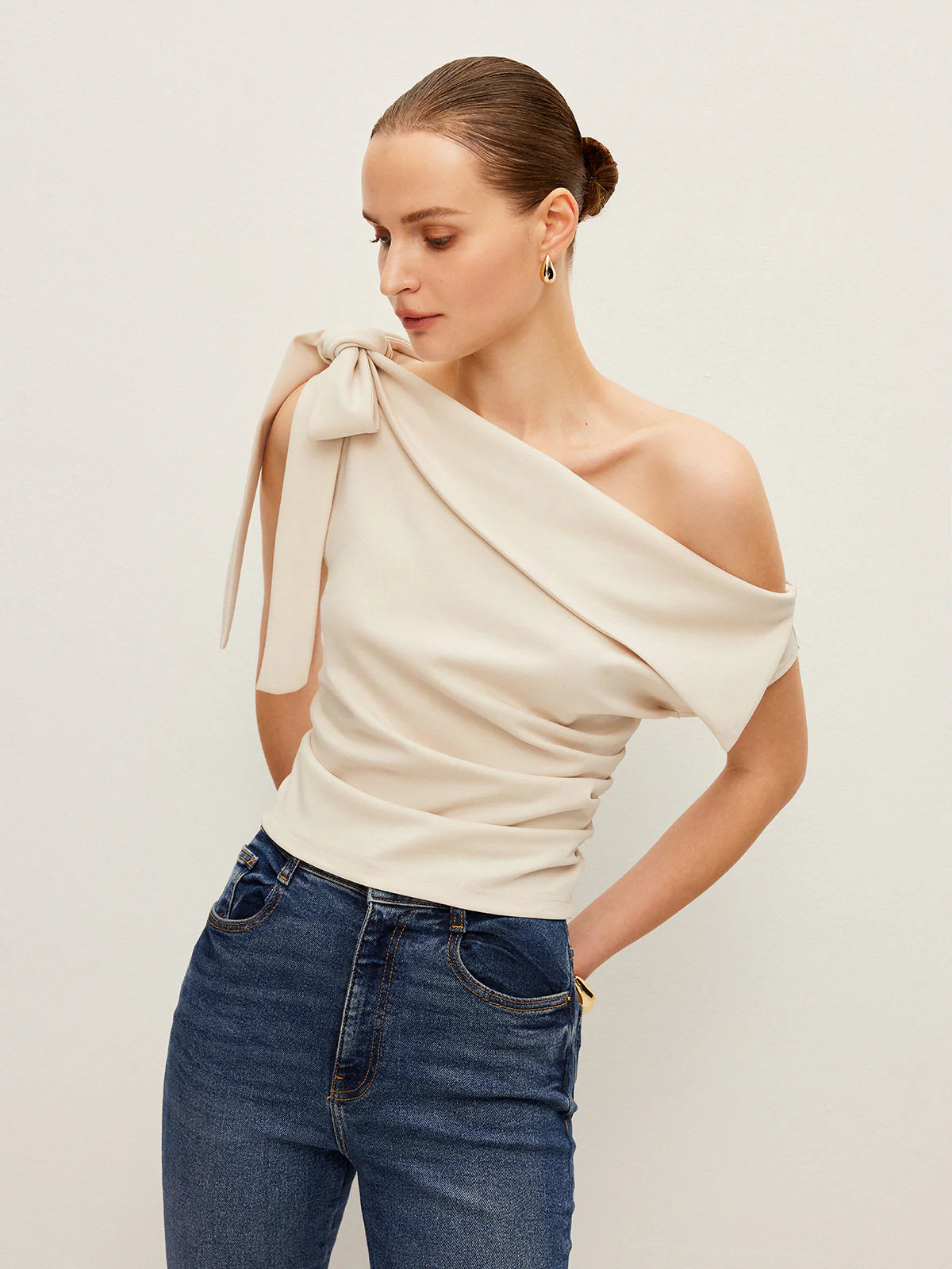 one-shoulder-top-with-bow-detail-8457