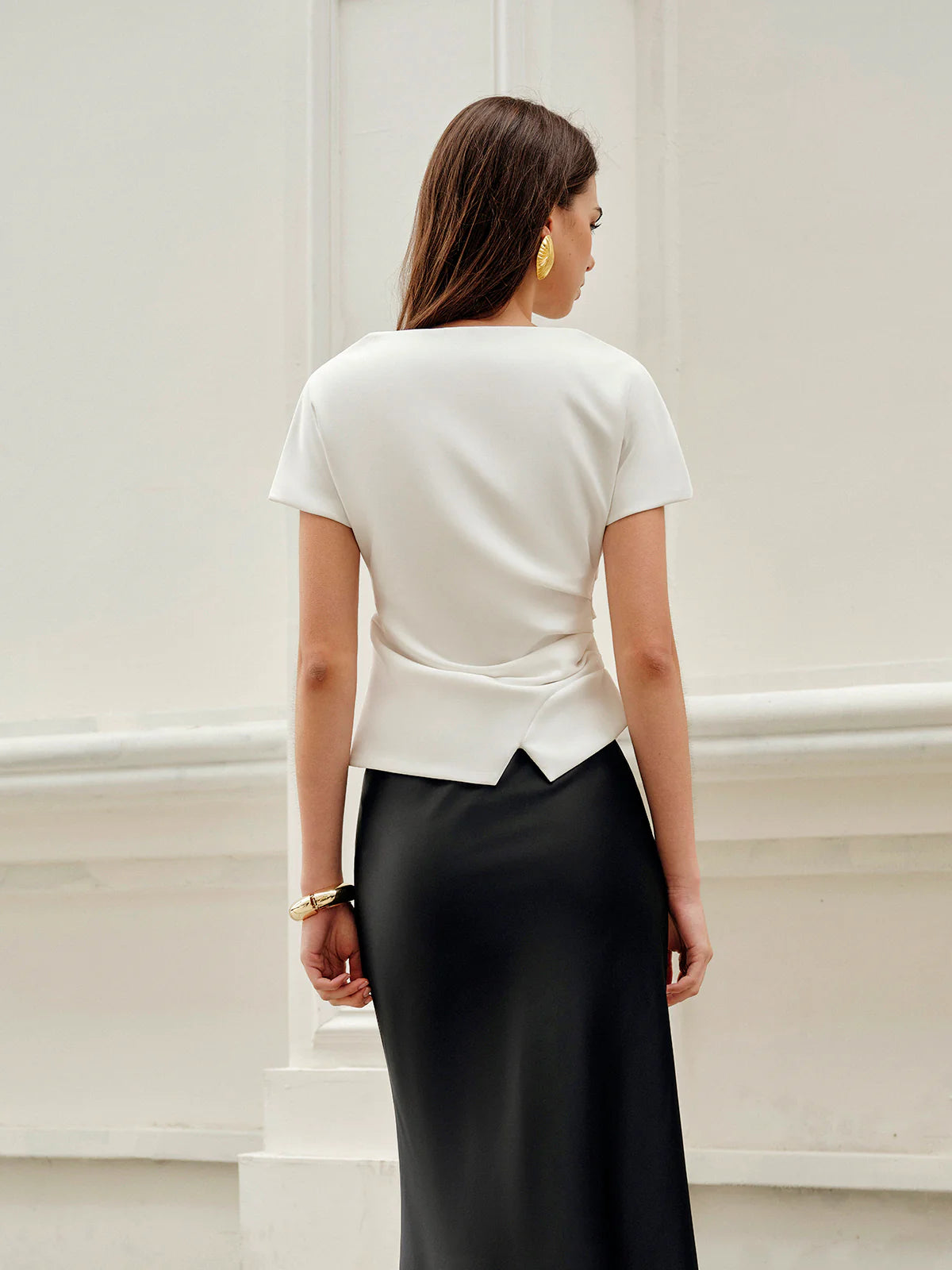 asymmetric-hem-ruched-t-shirt-8243