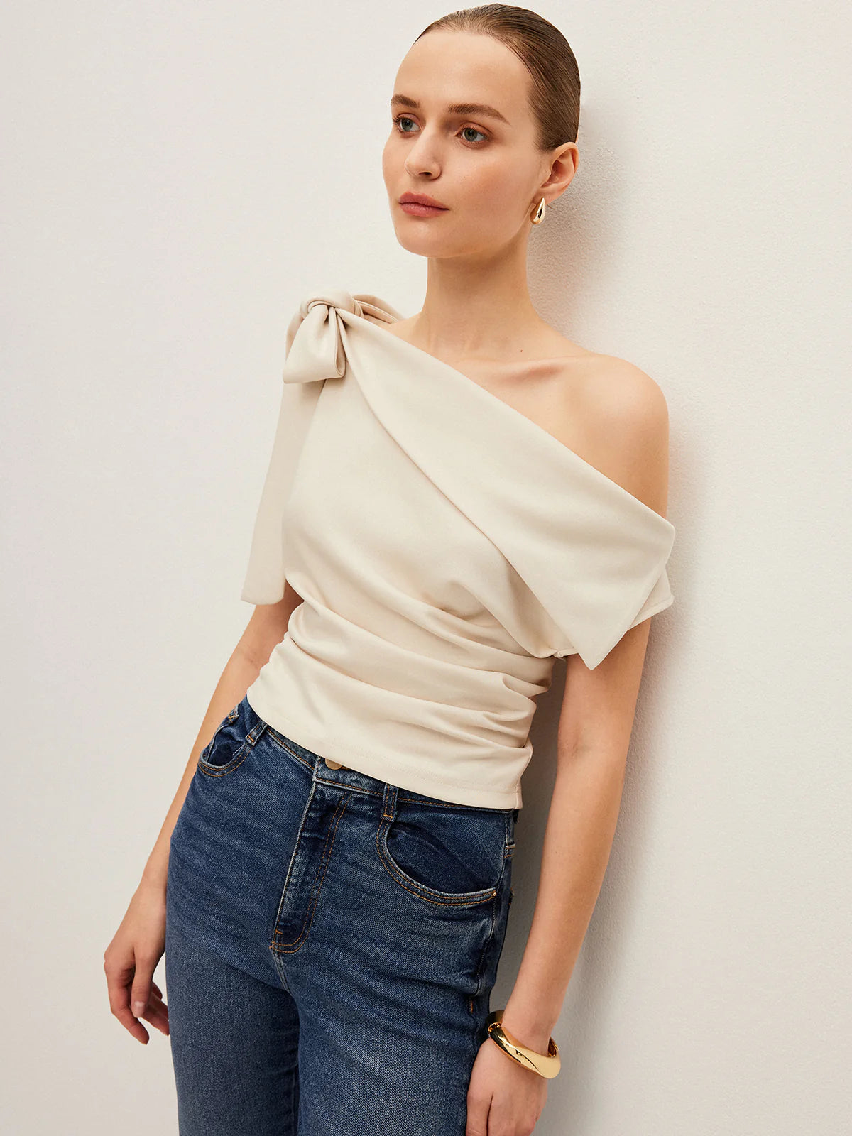 one-shoulder-top-with-bow-detail-8457
